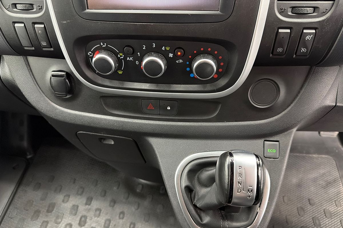 2020 Mitsubishi Express GLX SN SWB