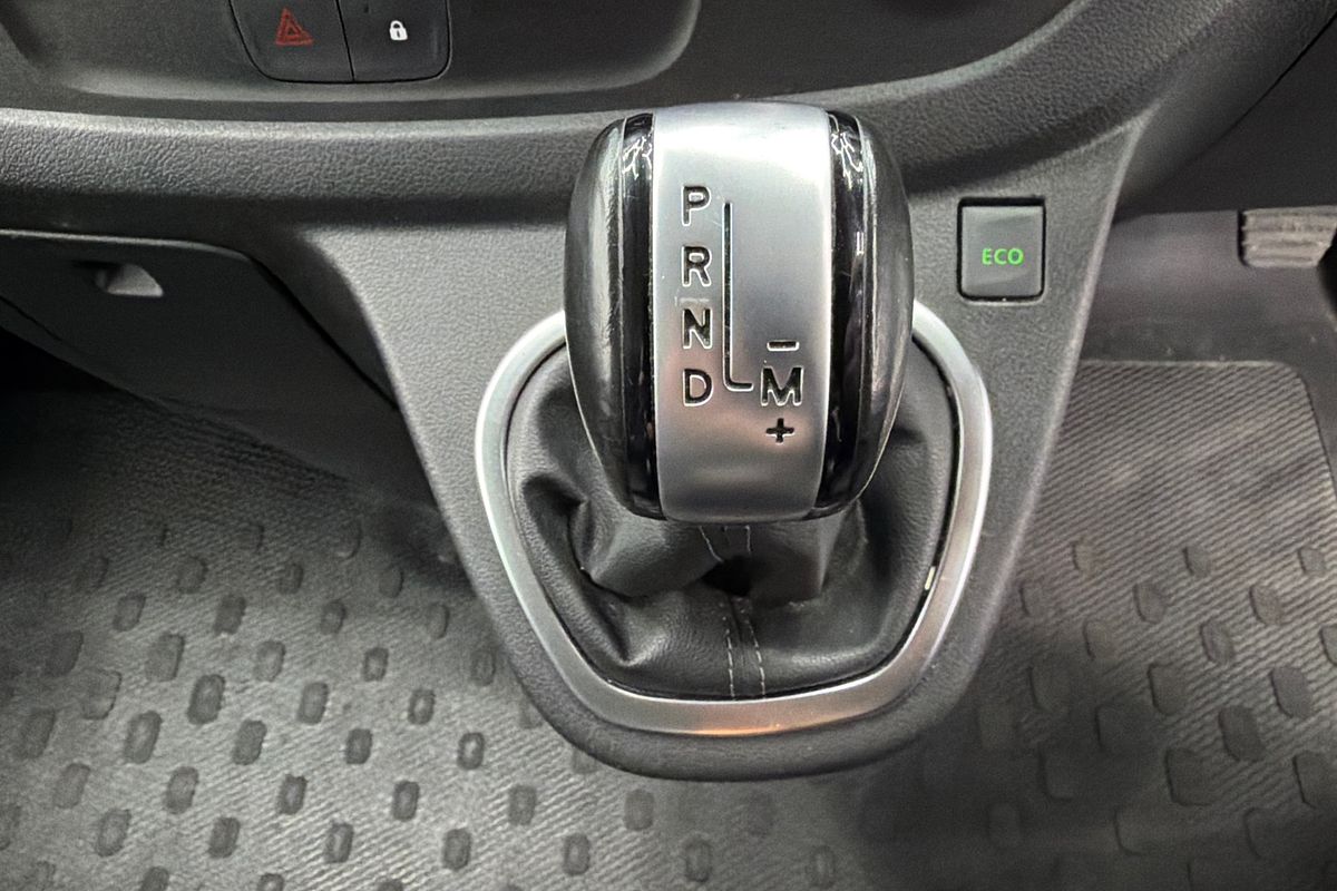 2020 Mitsubishi Express GLX SN SWB