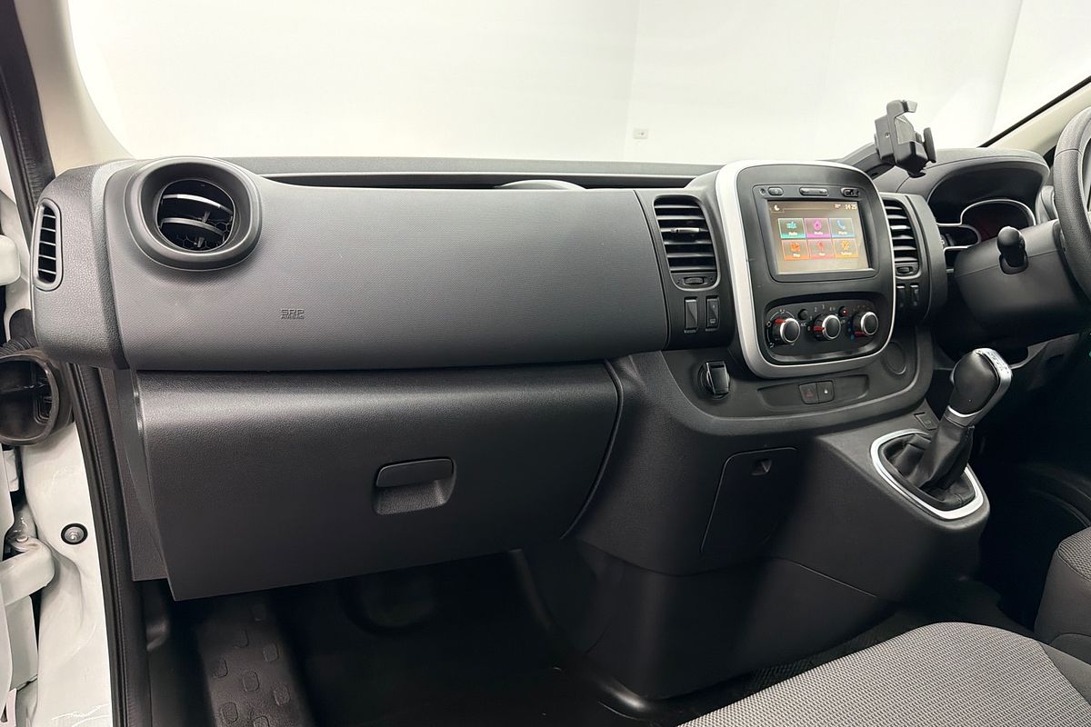 2020 Mitsubishi Express GLX SN SWB