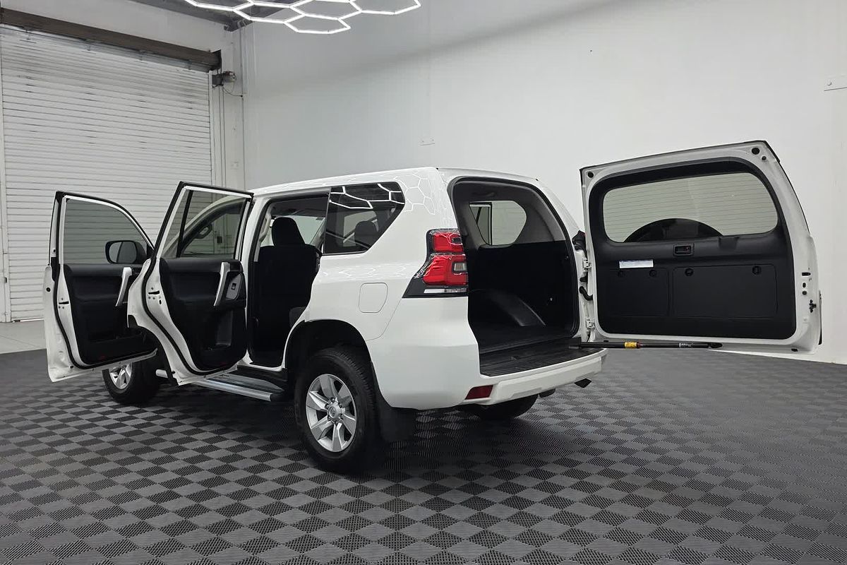 2023 Toyota Landcruiser Prado GX GDJ150R
