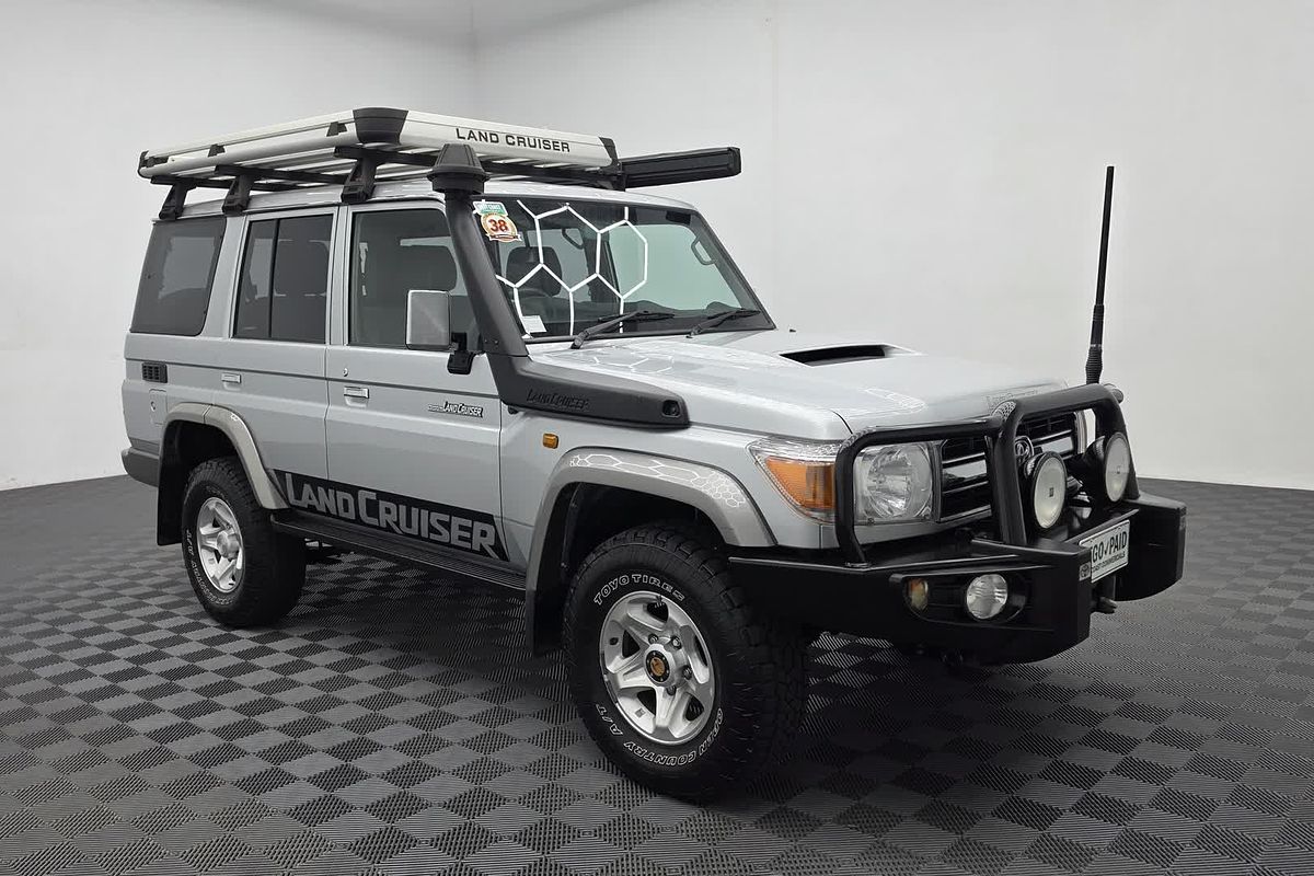 2016 Toyota Landcruiser GXL VDJ76R