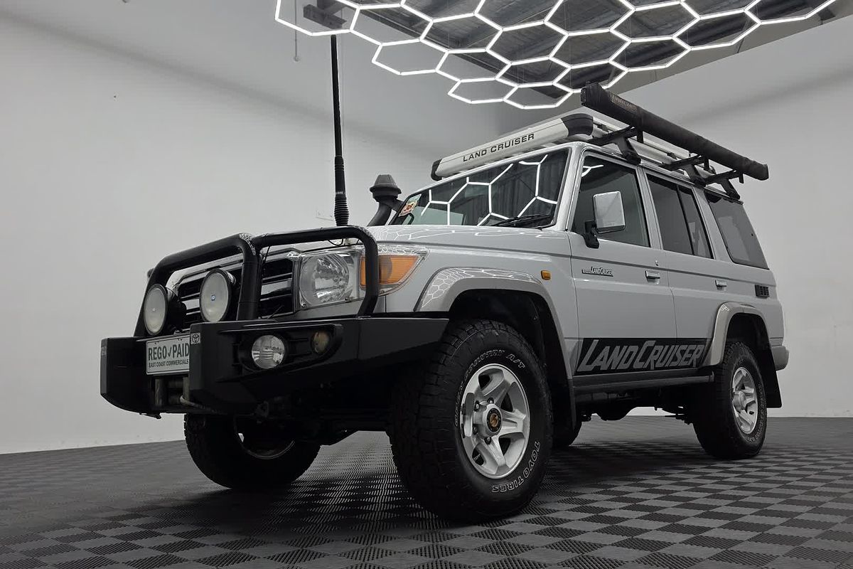 2016 Toyota Landcruiser GXL VDJ76R