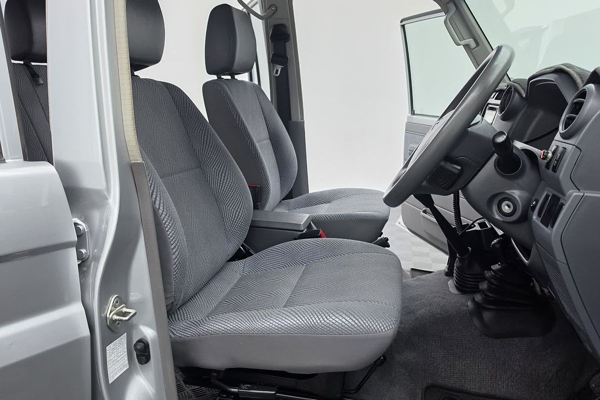 2016 Toyota Landcruiser GXL VDJ76R