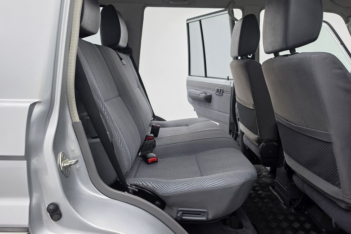 2016 Toyota Landcruiser GXL VDJ76R