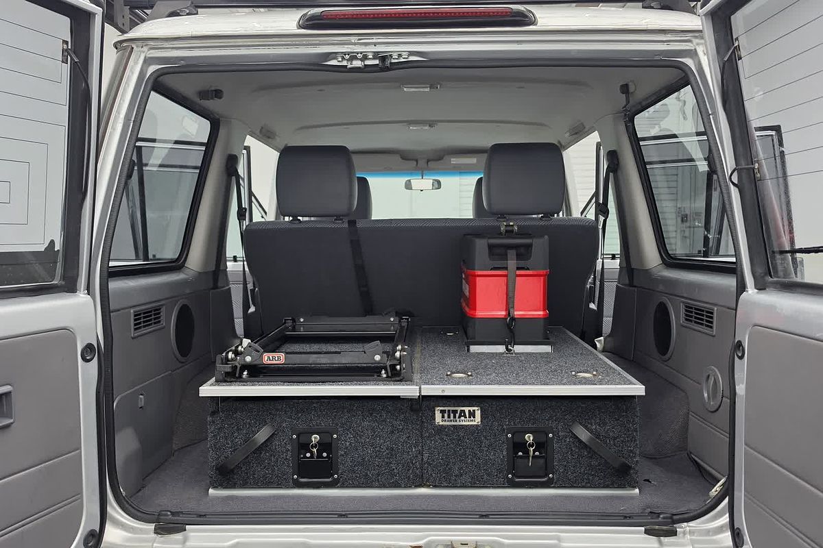 2016 Toyota Landcruiser GXL VDJ76R