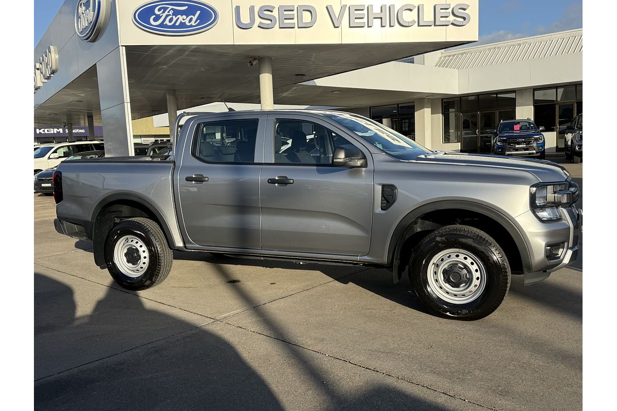 2025 Ford Ranger XL 4X4 2.0L