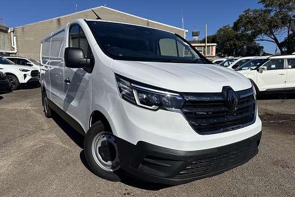 2025 Renault Trafic Pro X82 LWB Low Roof