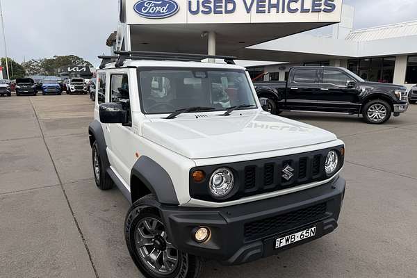 2025 Suzuki Jimny GLX GJ