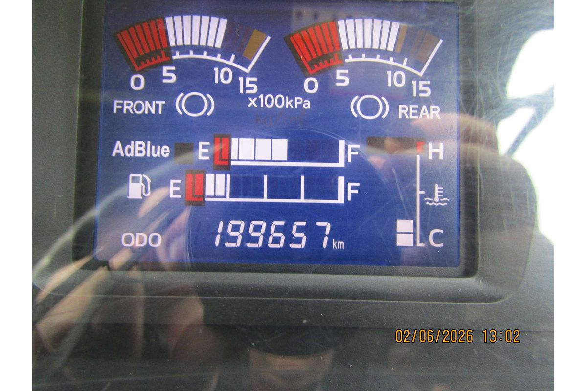 2023 Hino 500 Series image 3
