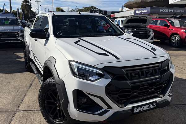 2024 Isuzu D-MAX BLADE 4X4