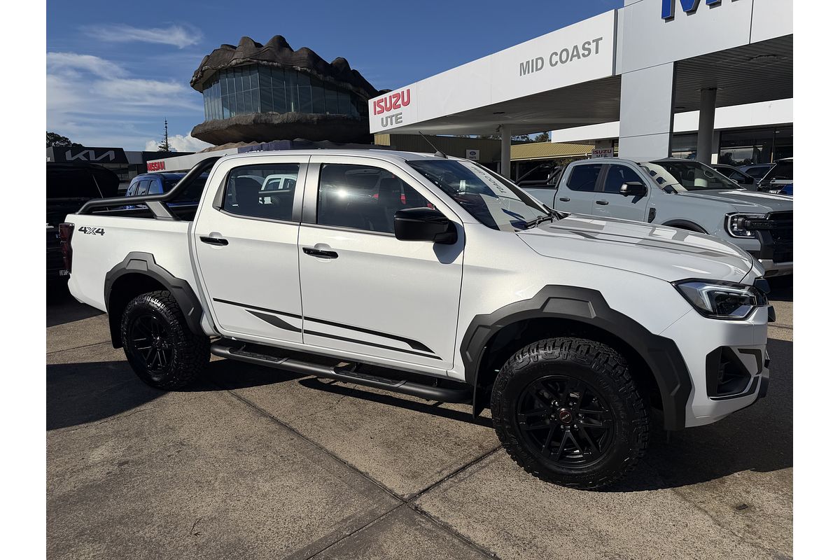 2024 Isuzu D-MAX BLADE 4X4