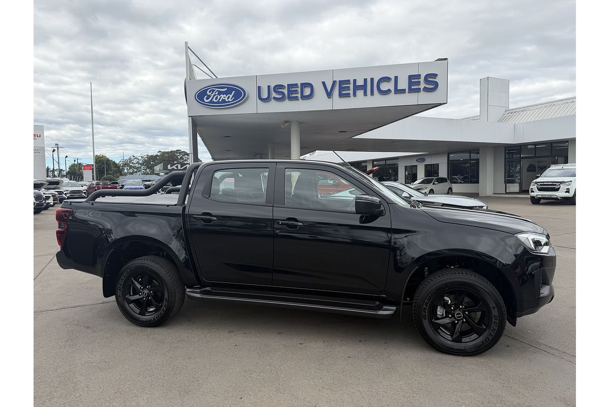 2025 Isuzu D-MAX X-RIDER 4X4