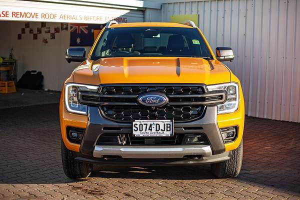 2025 Ford Ranger PHEV Wildtrak 4X4 2.3L thumb-4