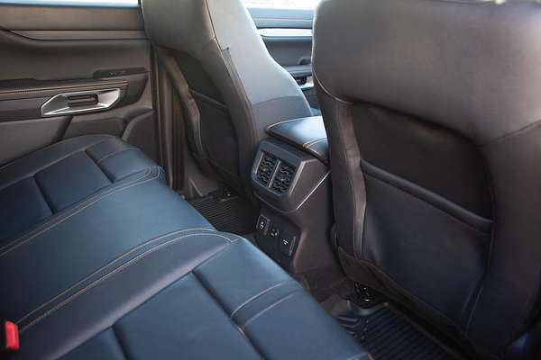 2025 Ford Ranger PHEV Wildtrak 4X4 2.3L thumb-8