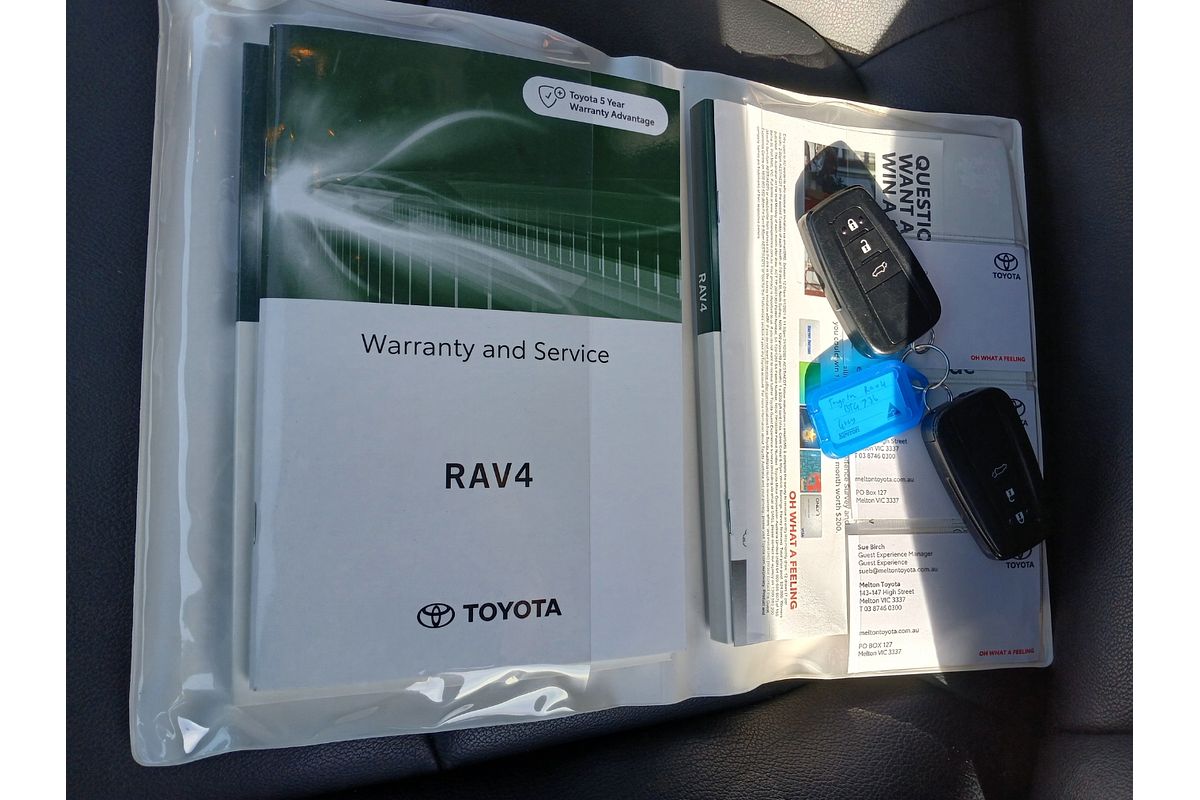 2021 Toyota RAV4 Cruiser AXAH54R image 18