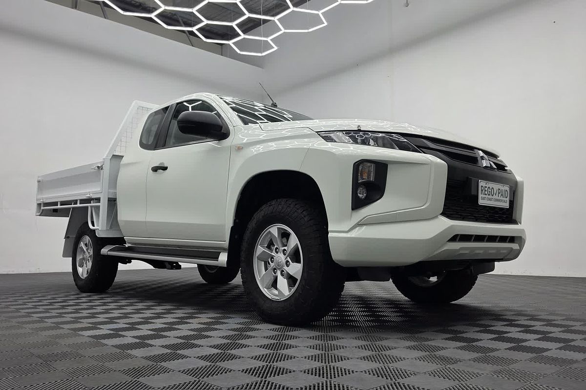 2022 Mitsubishi Triton GLX+ MR 4X4
