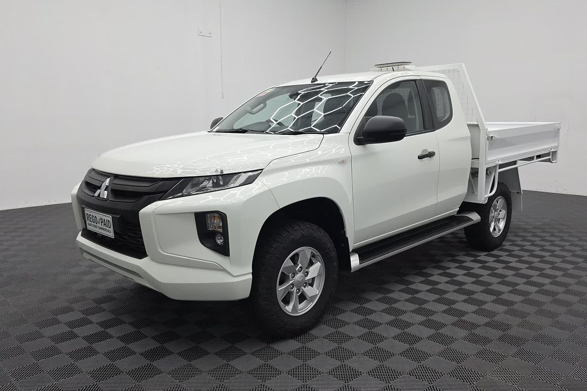 2022 Mitsubishi Triton GLX+ MR 4X4