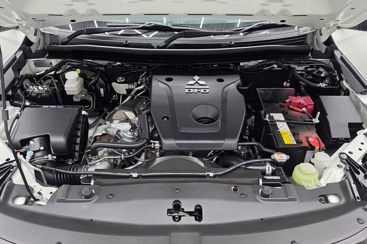 2022 Mitsubishi Triton GLX+ MR 4X4