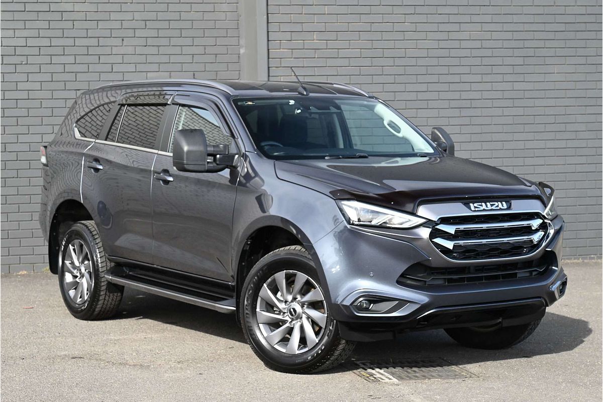 2022 Isuzu MU-X LS-U