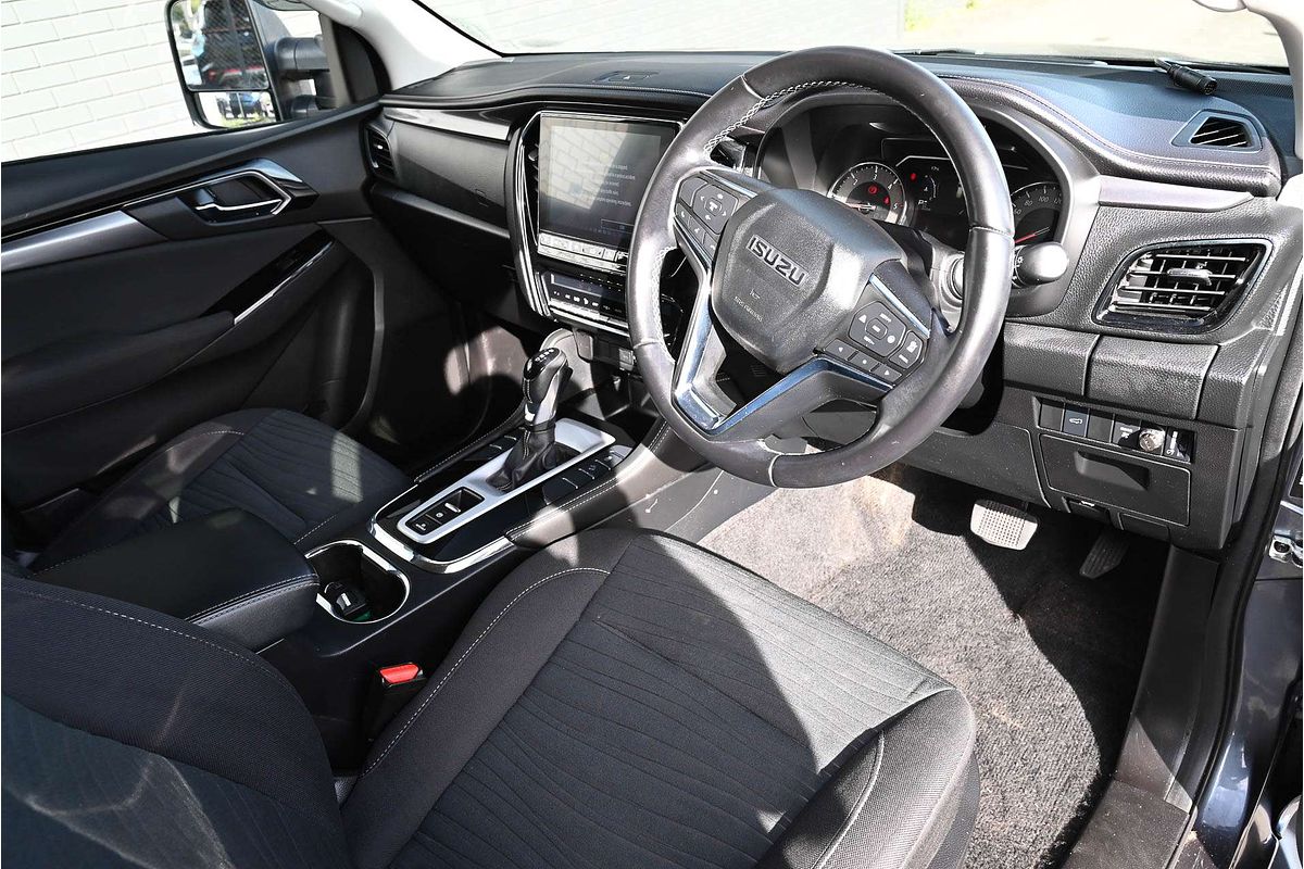 2022 Isuzu MU-X LS-U