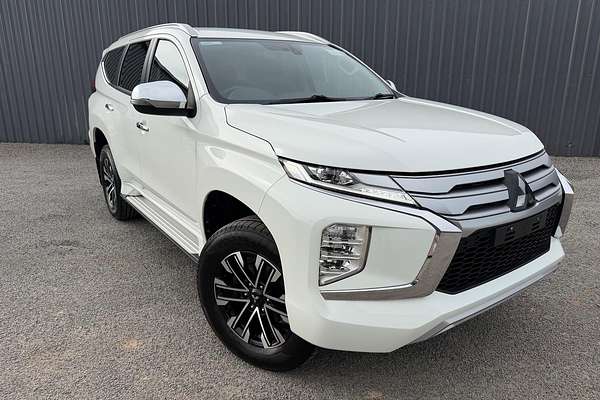 2022 Mitsubishi Pajero Sport GLS QF