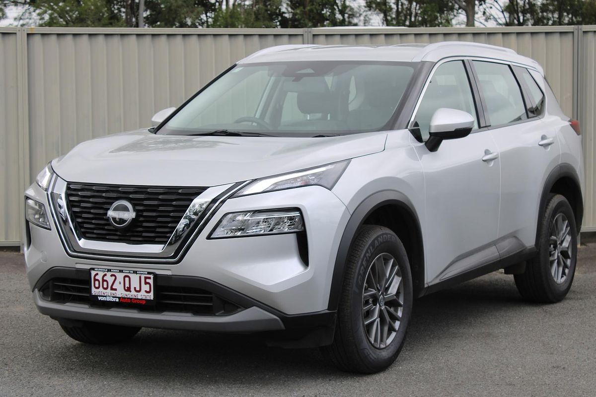 2025 Nissan X-TRAIL ST T33