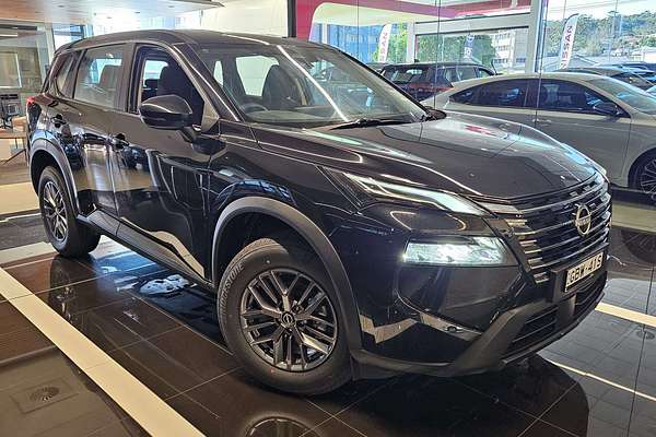 2026 Nissan X-TRAIL ST T33