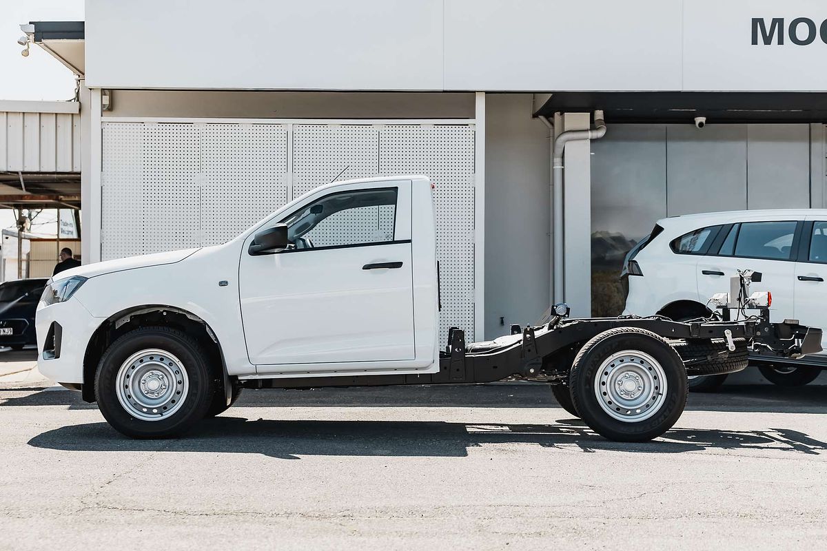 2026 Isuzu D-MAX SX High Ride Rear Wheel Drive