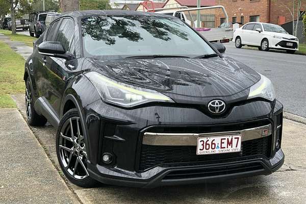 2022 Toyota C-HR GR Sport ZYX10R