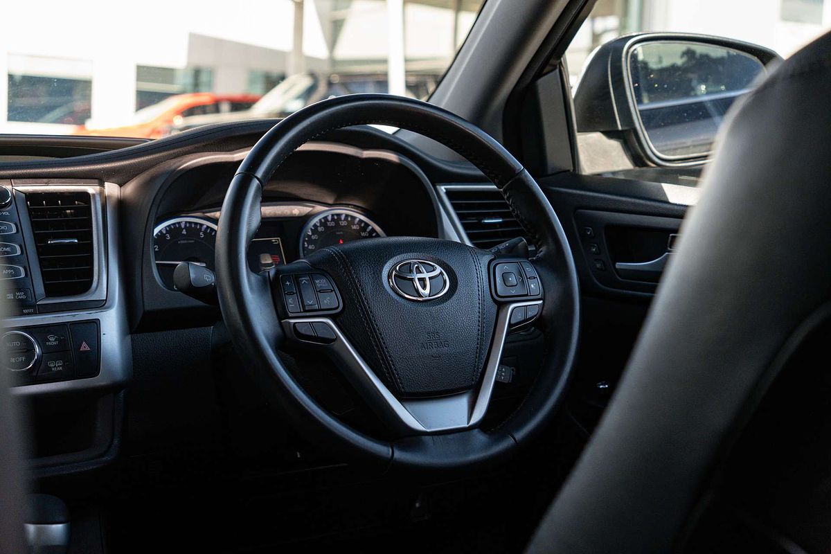 2017 Toyota Kluger Grande GSU55R