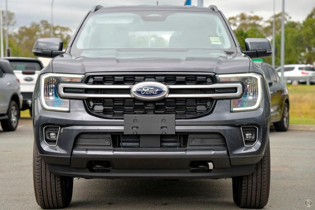 2025 Ford Everest Ambiente 2.0L