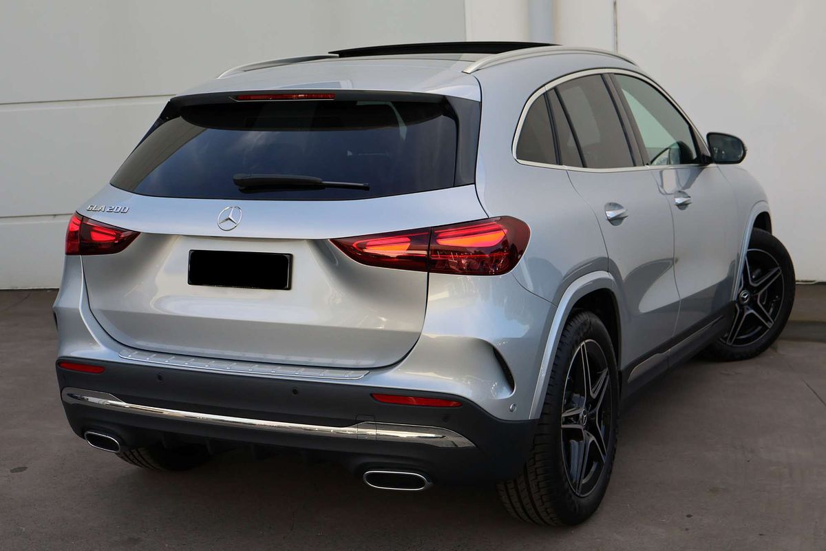 2025 Mercedes-Benz GLA-Class GLA200 H247