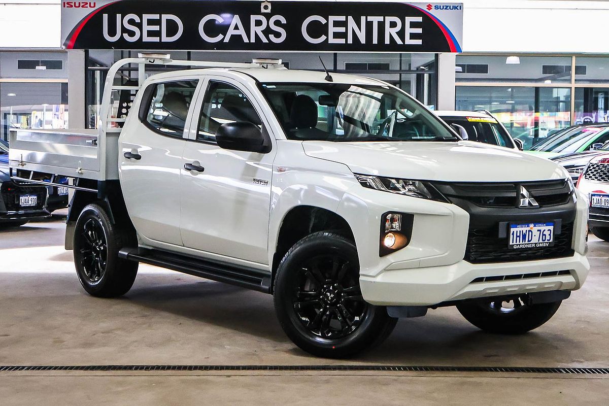 2023 Mitsubishi Triton GLX MR 4X4