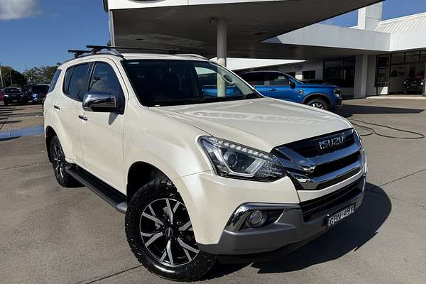 2021 Isuzu MU-X LS-T