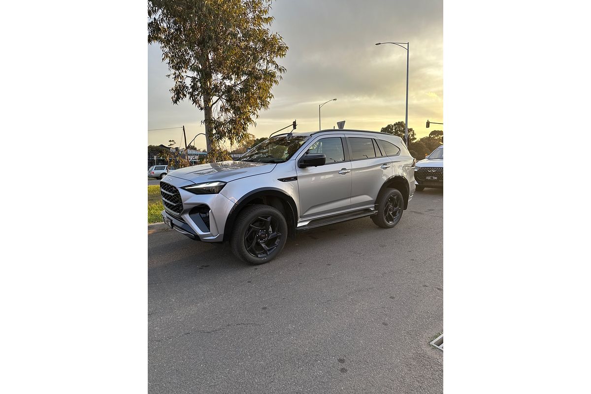 2025 Isuzu MU-X X-TERRAIN