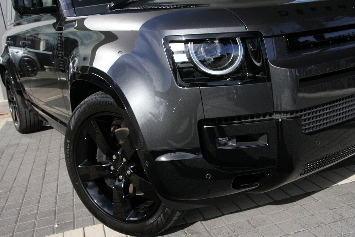 2026 Land Rover Defender 110 P425 X-Dynamic HSE L663