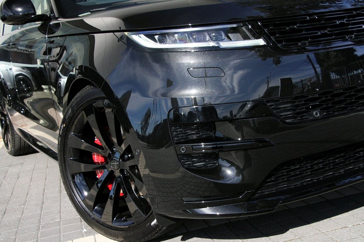 2026 Land Rover Range Rover Sport D250 Dynamic SE L461