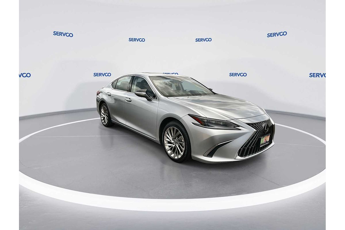 2023 Lexus ES Luxury