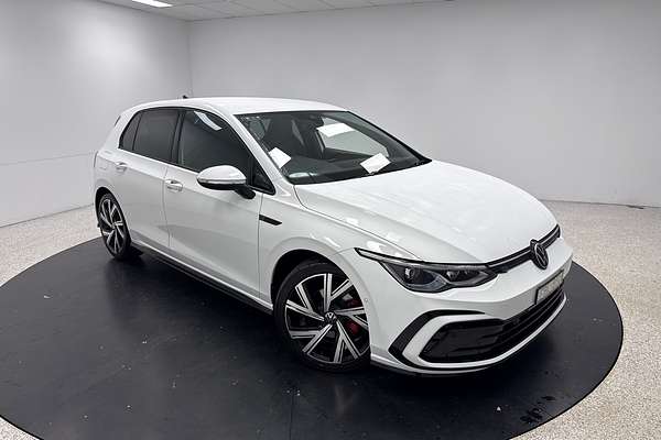 2023 Volkswagen Golf 110TSI R-Line 8
