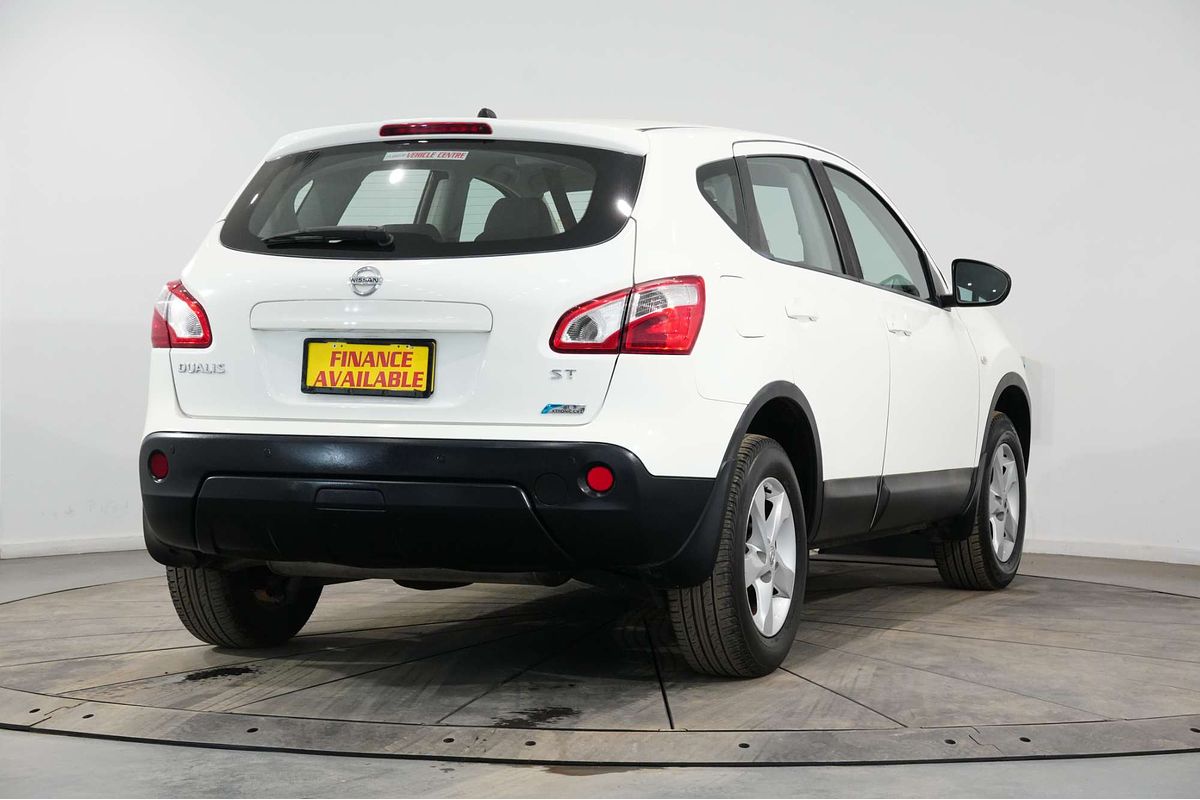 2013 Nissan Dualis ST J10 Series 3
