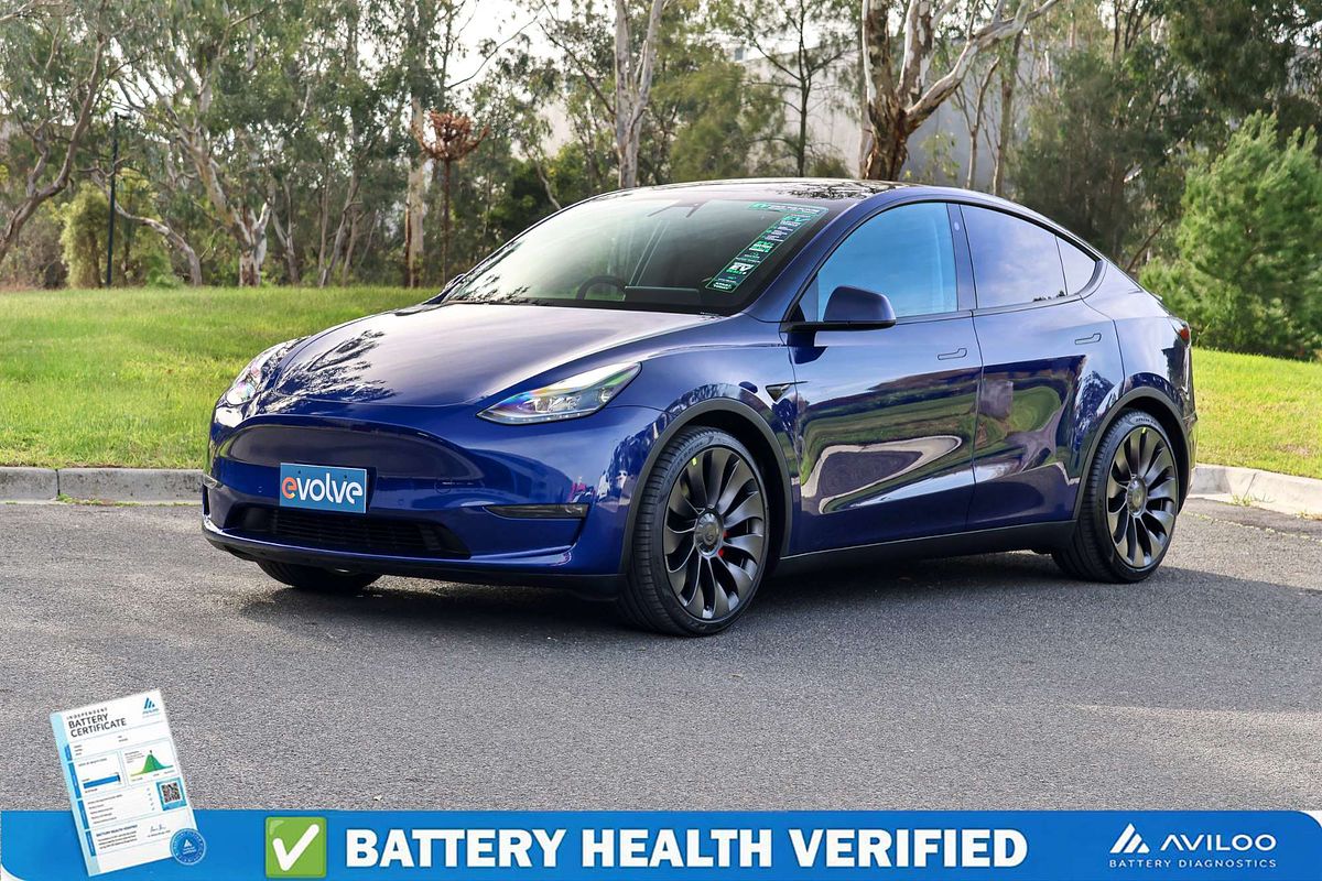 2023 Tesla Model Y Performance