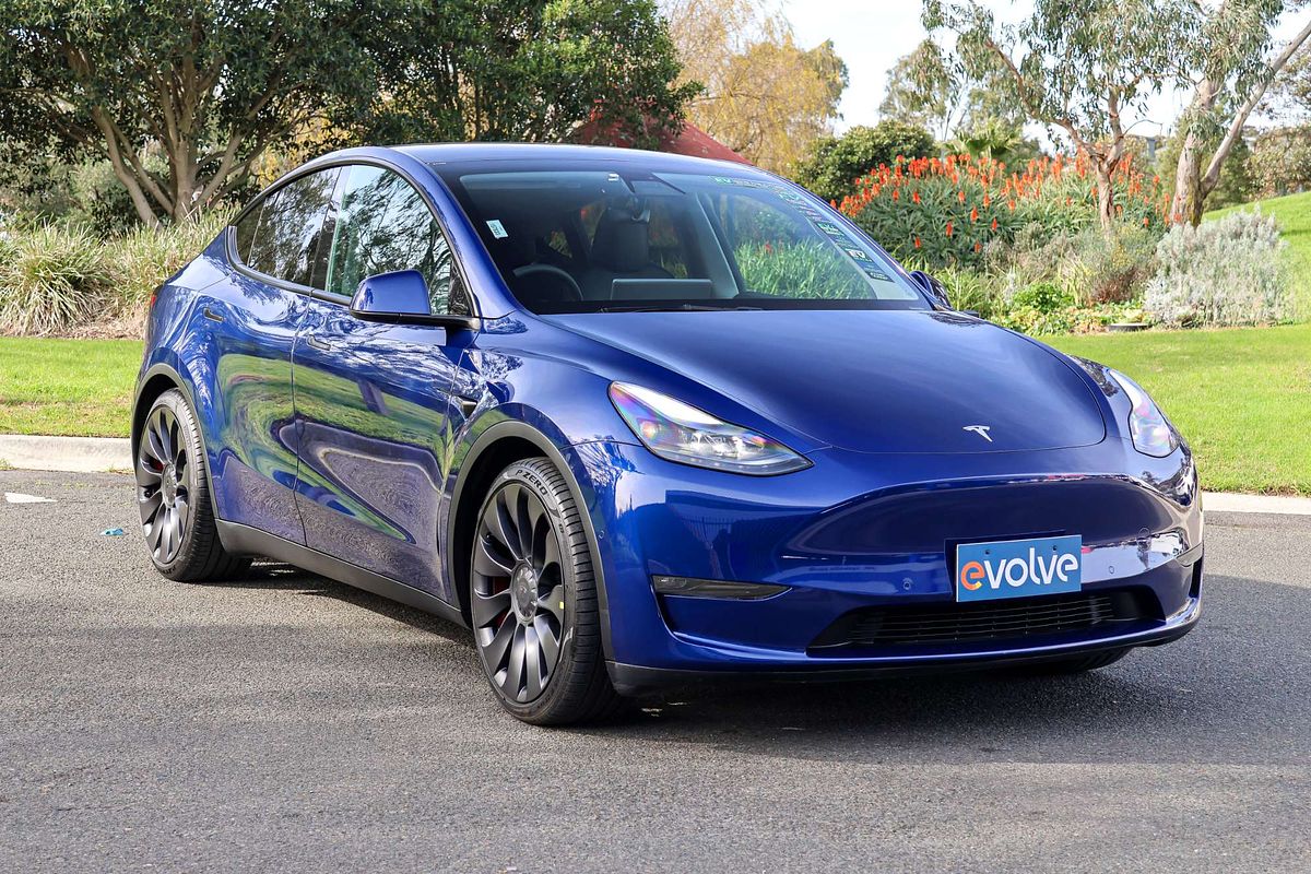 2023 Tesla Model Y Performance