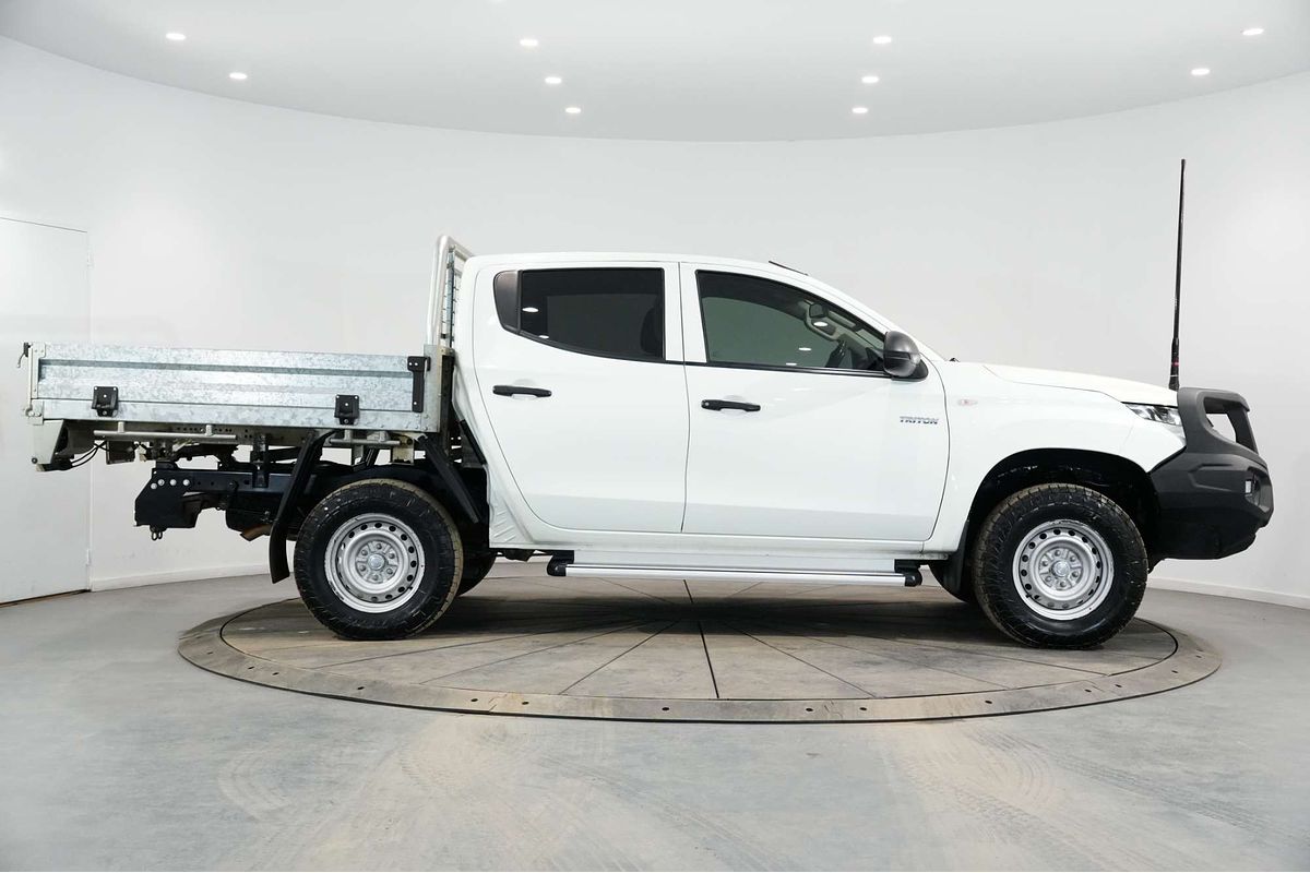 2020 Mitsubishi Triton GLX ADAS MR 4X4