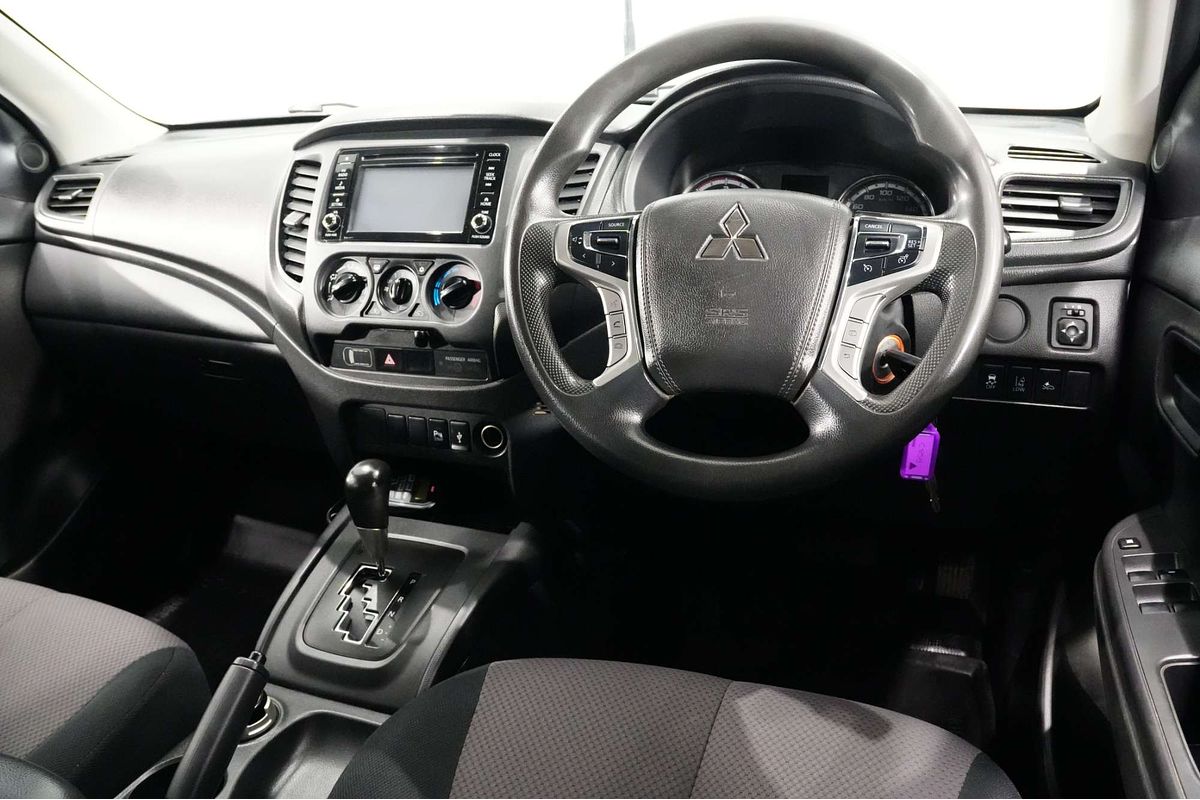 2020 Mitsubishi Triton GLX ADAS MR 4X4