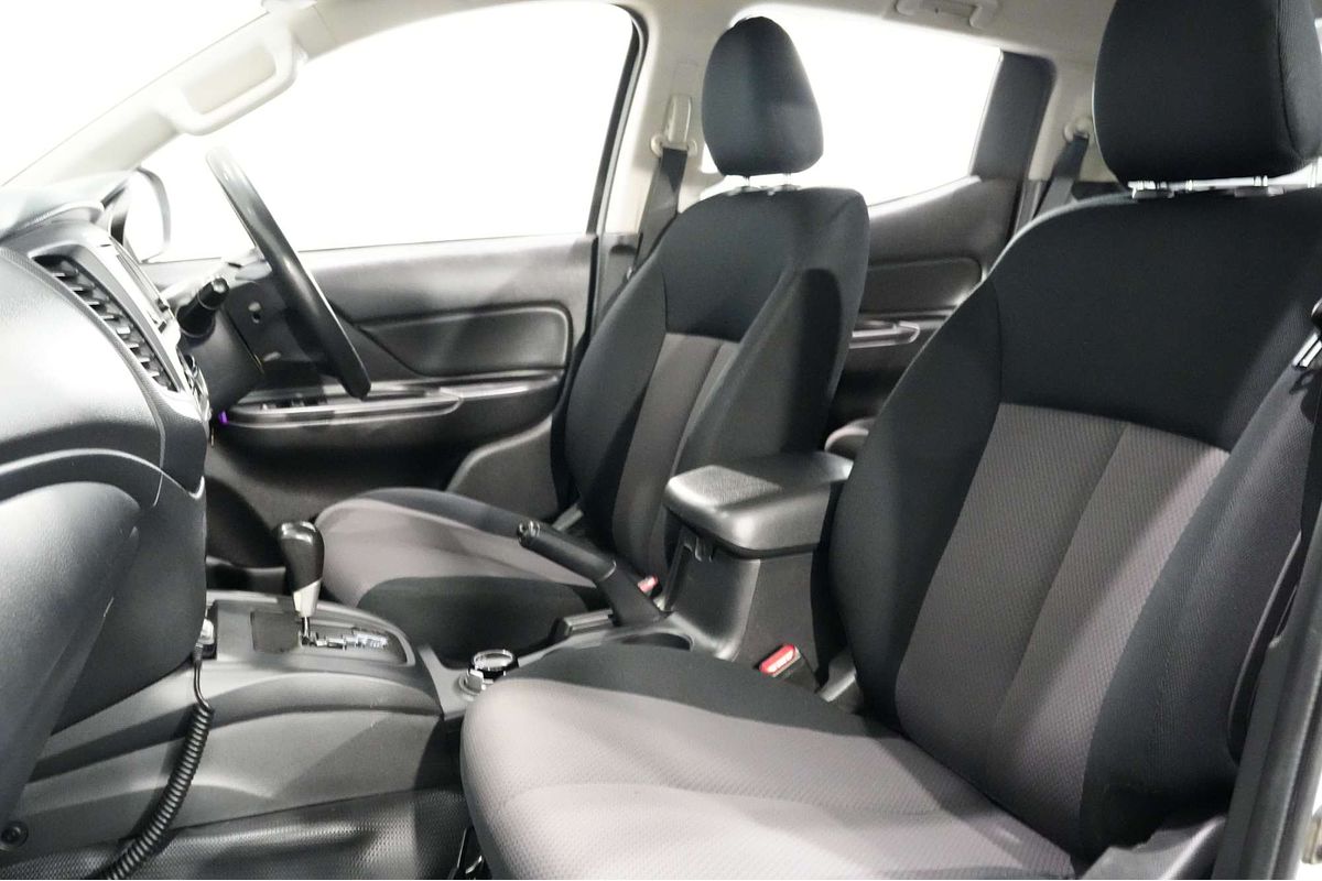 2020 Mitsubishi Triton GLX ADAS MR 4X4