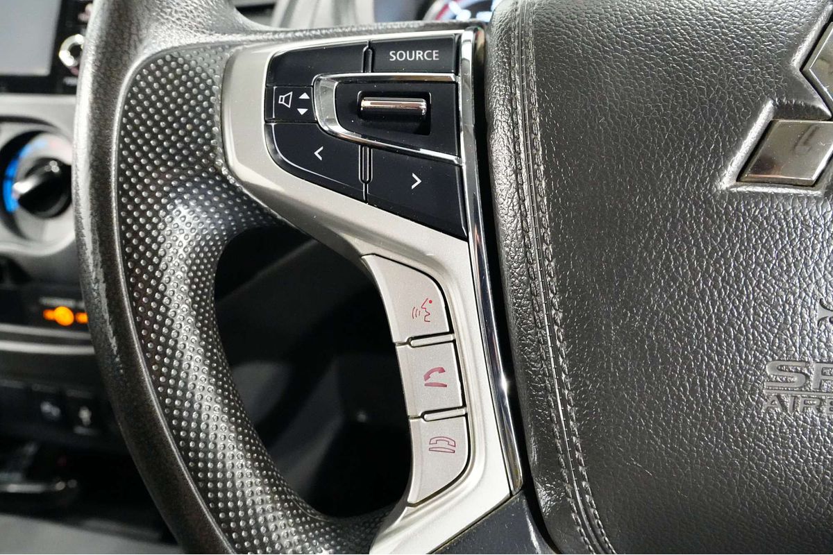 2020 Mitsubishi Triton GLX ADAS MR 4X4
