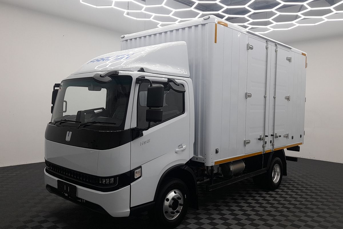 2026 Farizon H9E Cargo Box SWB