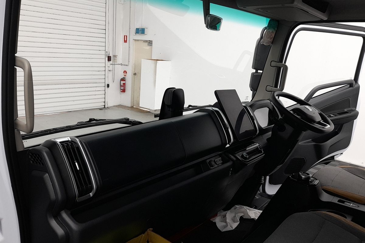 2026 Farizon H9E Cargo Box SWB