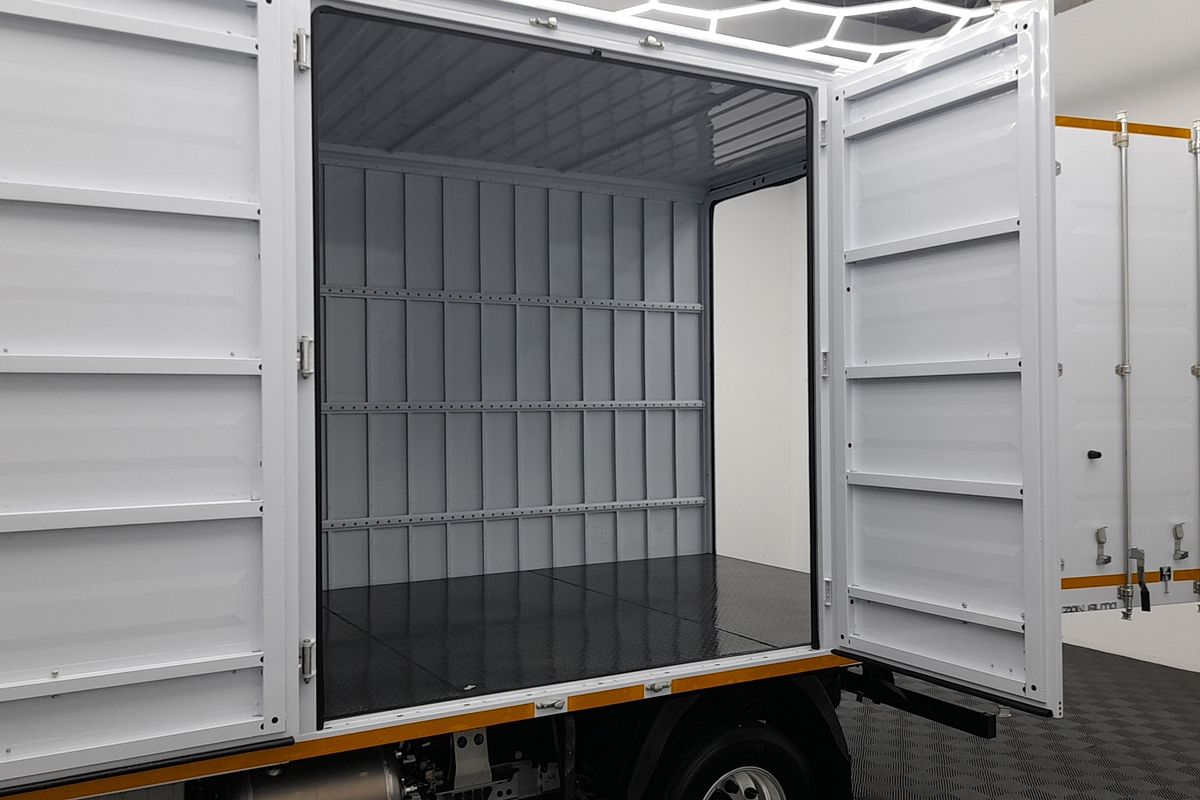 2026 Farizon H9E Cargo Box SWB