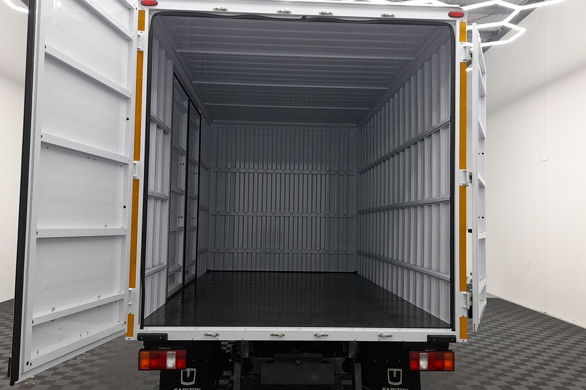2026 Farizon H9E Cargo Box SWB